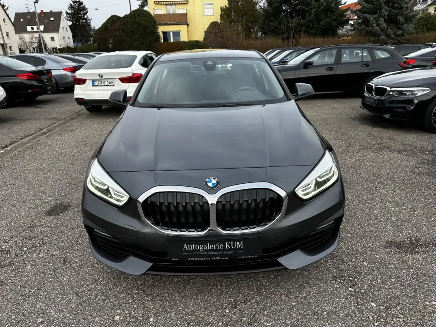 BMW 118 d Lim Aut 5-Trg|ADVANTAGE|LED|NAVI|SITHZ|PDC| Grau - 2
