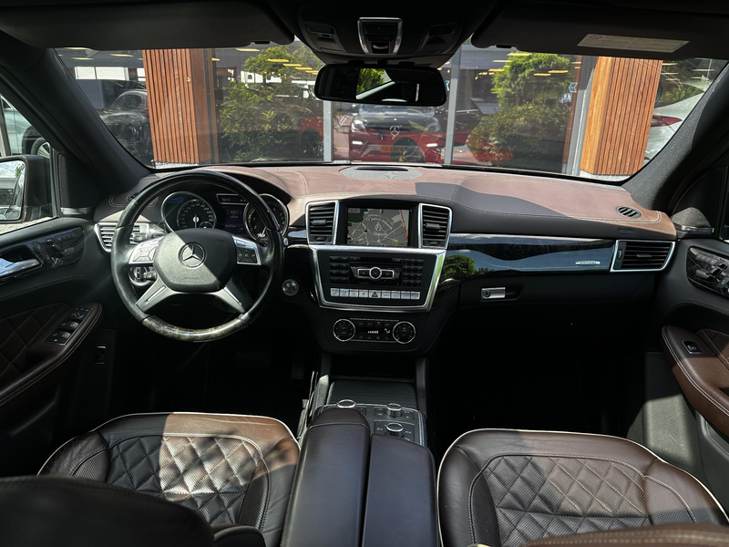 Mercedes-Benz ML 350 M-klasse Edition 1 AMG Panoramadak Designo Leer Mu — photo 2