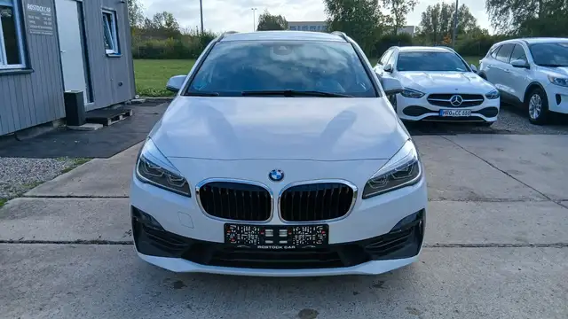 Bmw 218 2 Active Tourer 218d Sport Line TÜV NEU