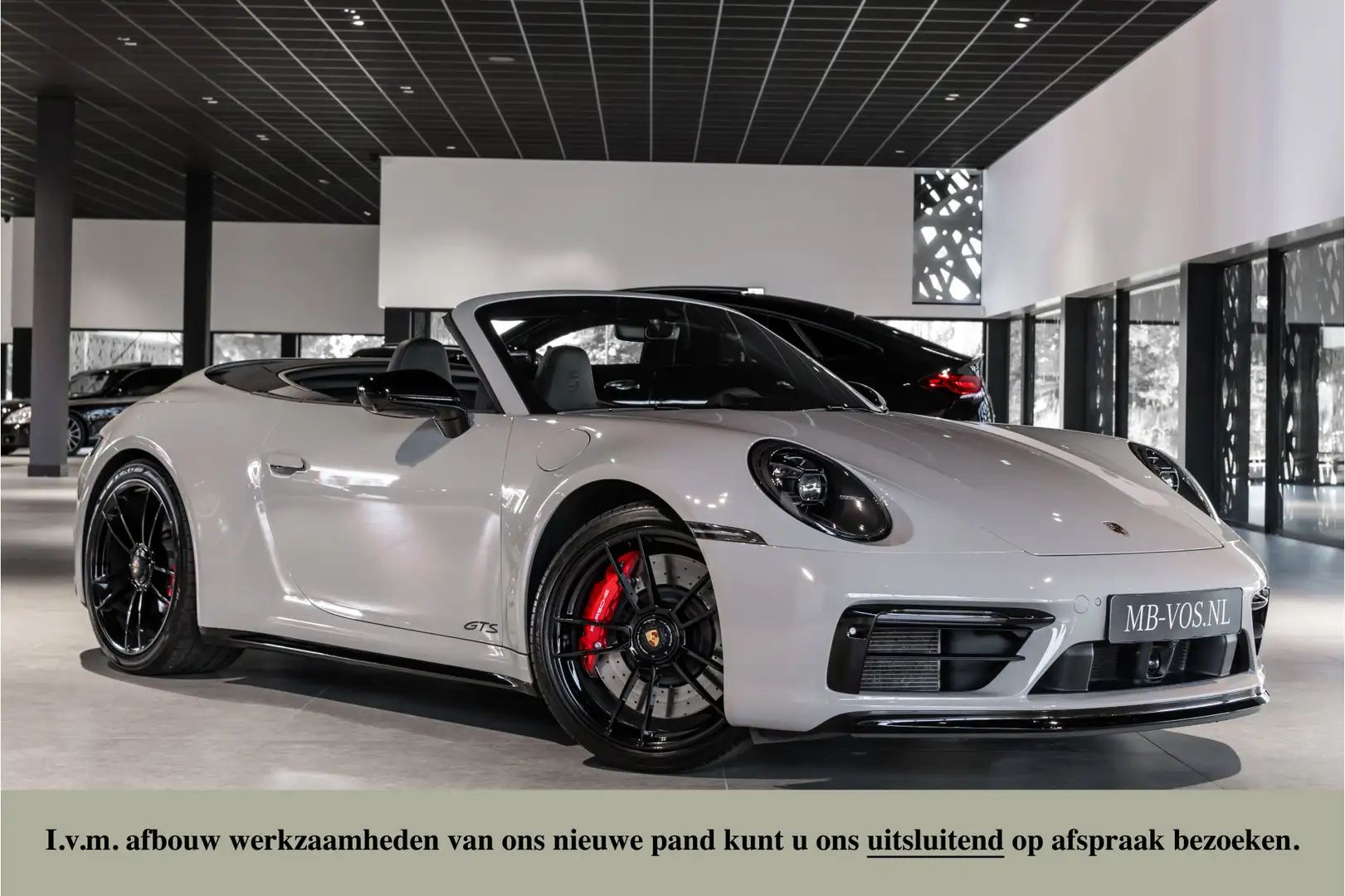 Porsche 992 Cabrio 3.0 Carrera 4 GTS Lift|Acc|Bosé|18-voudig|S Grijs - 1