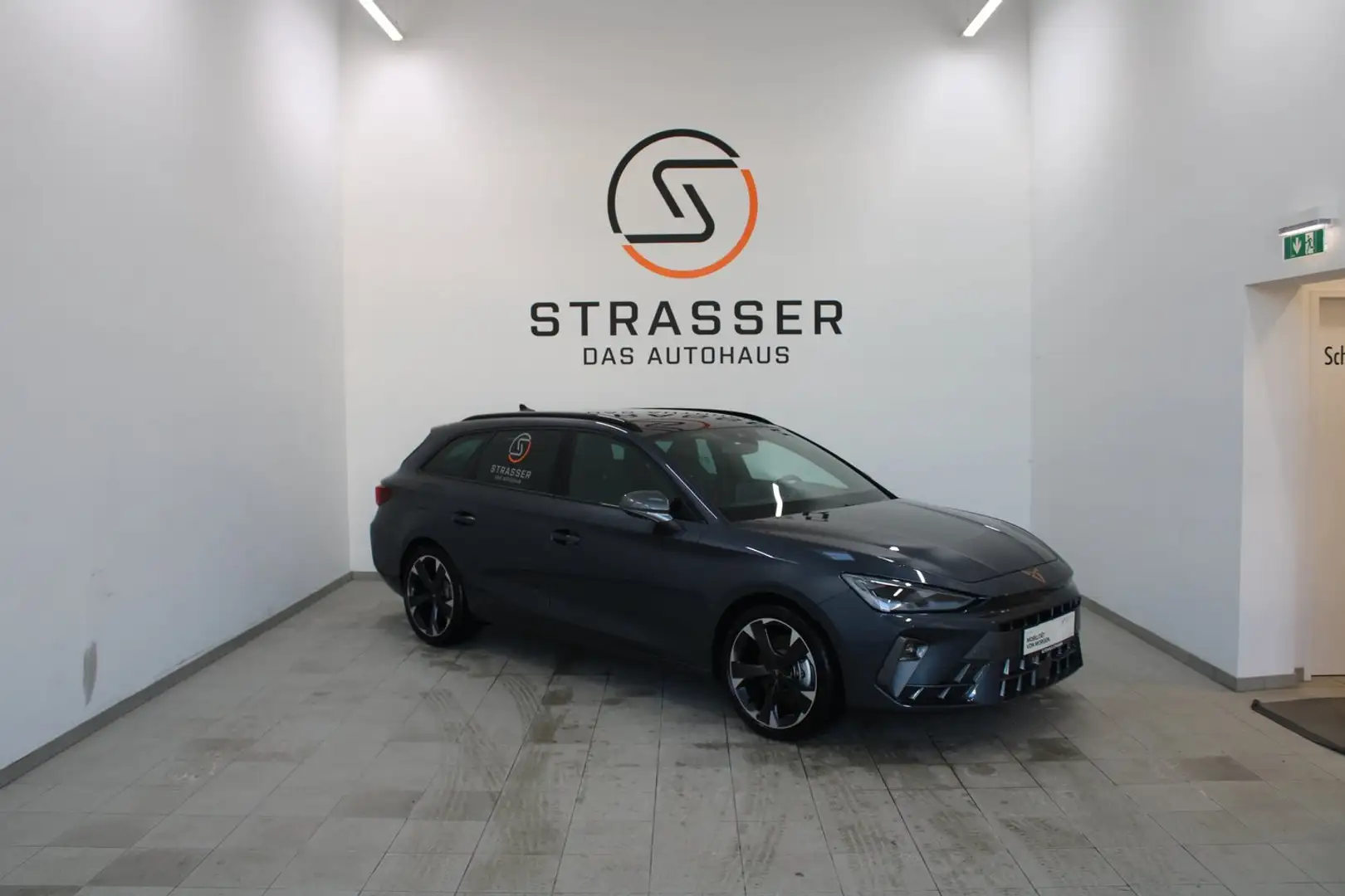 CUPRA Leon e-HYBRID 150/204 Grau - 1