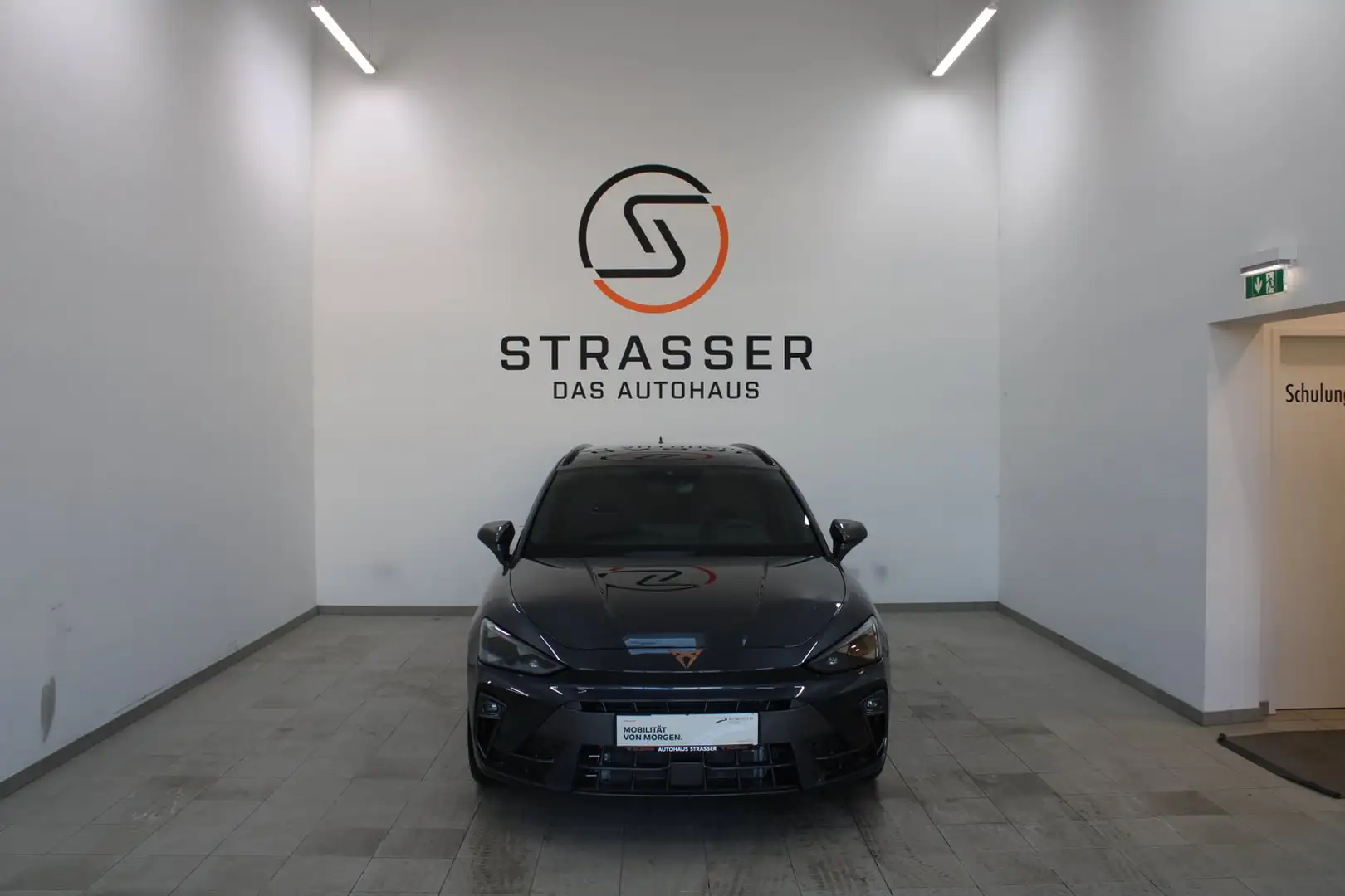 CUPRA Leon e-HYBRID 150/204 Grau - 2