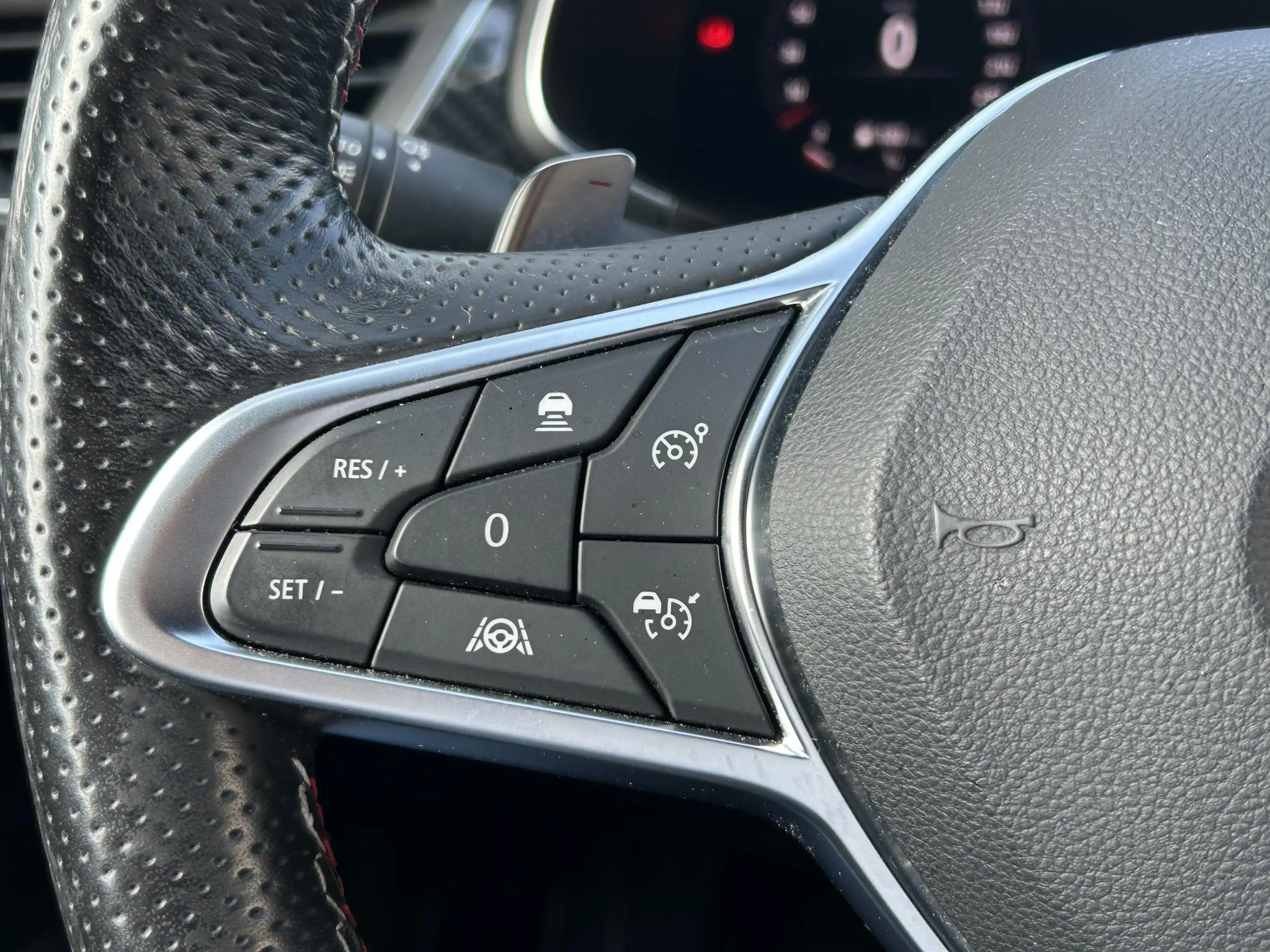Renault Arkana 1.3 TCe 140 R.S. line | Navigatie | Camera | Apple — photo 21