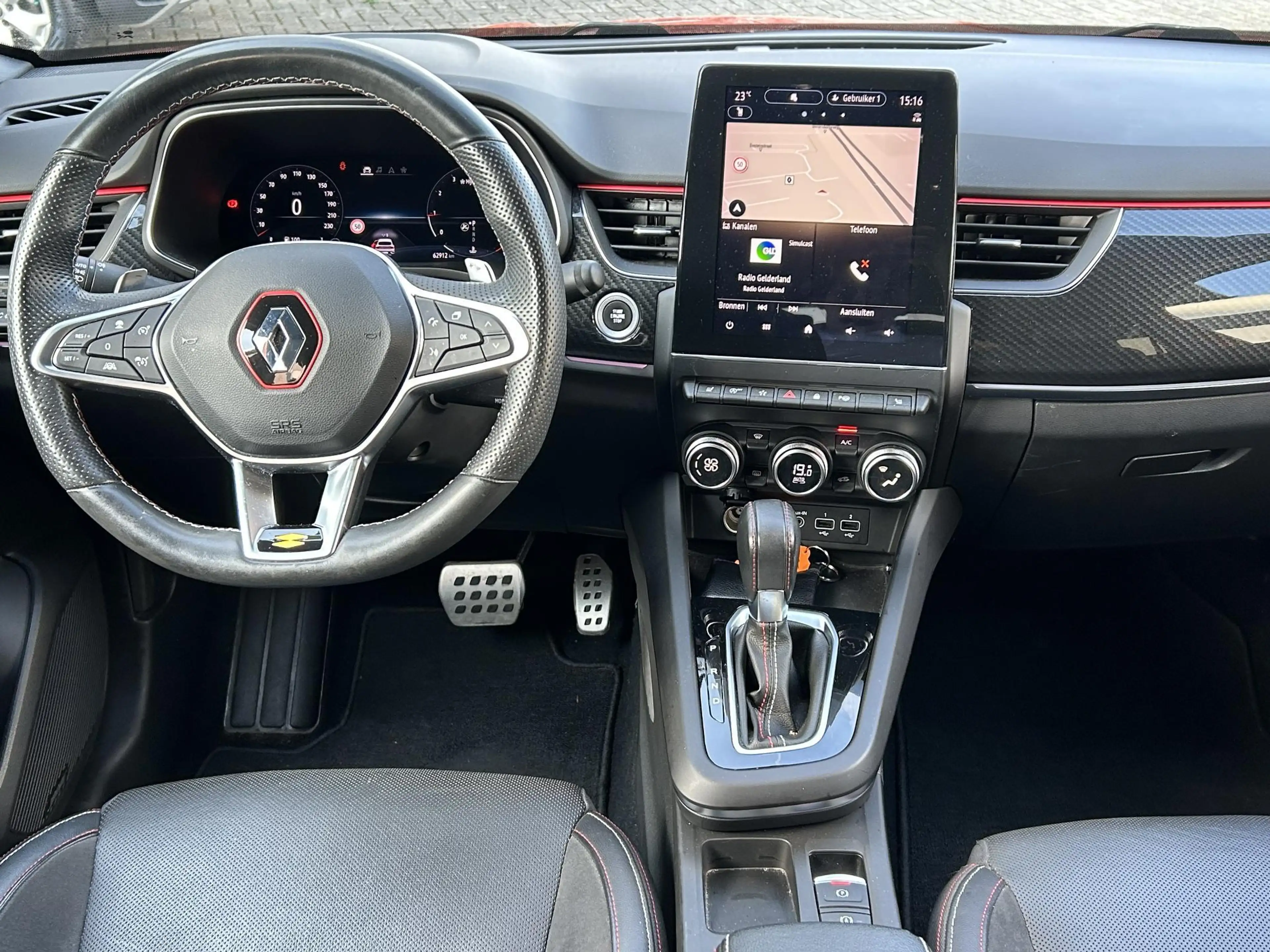 Renault Arkana 1.3 TCe 140 R.S. line | Navigatie | Camera | Apple — photo 3