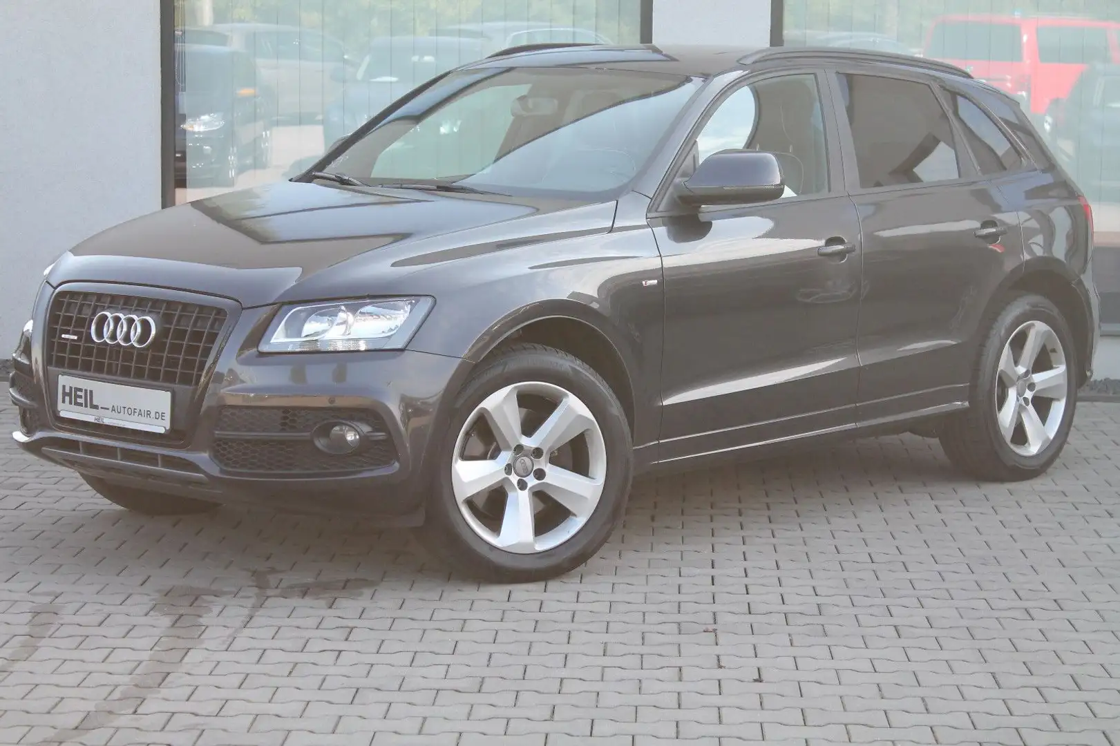 Audi Q5 3.0 TDI  quattro*ACC*NAVI*KAMERA*S-LINE*PANO* Grau - 1