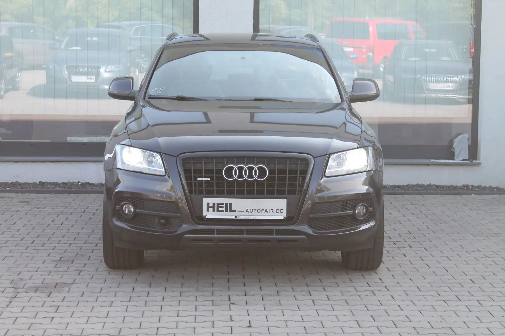 Audi Q5 3.0 TDI  quattro*ACC*NAVI*KAMERA*S-LINE*PANO* Grau - 2