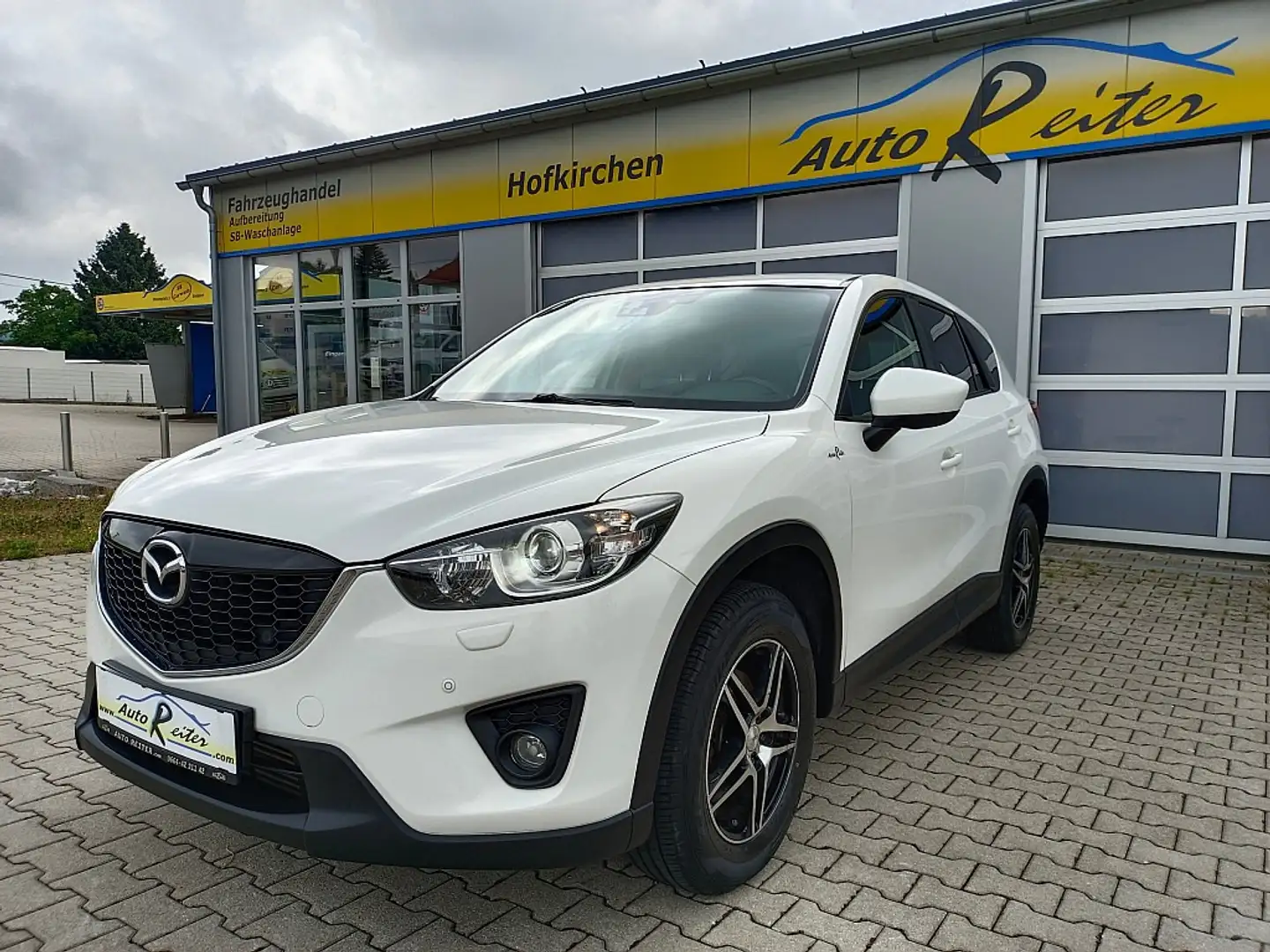 Mazda CX-5 CD150 Attraction Aut. *XENON*SHZ*8-fach bereift Weiß - 1