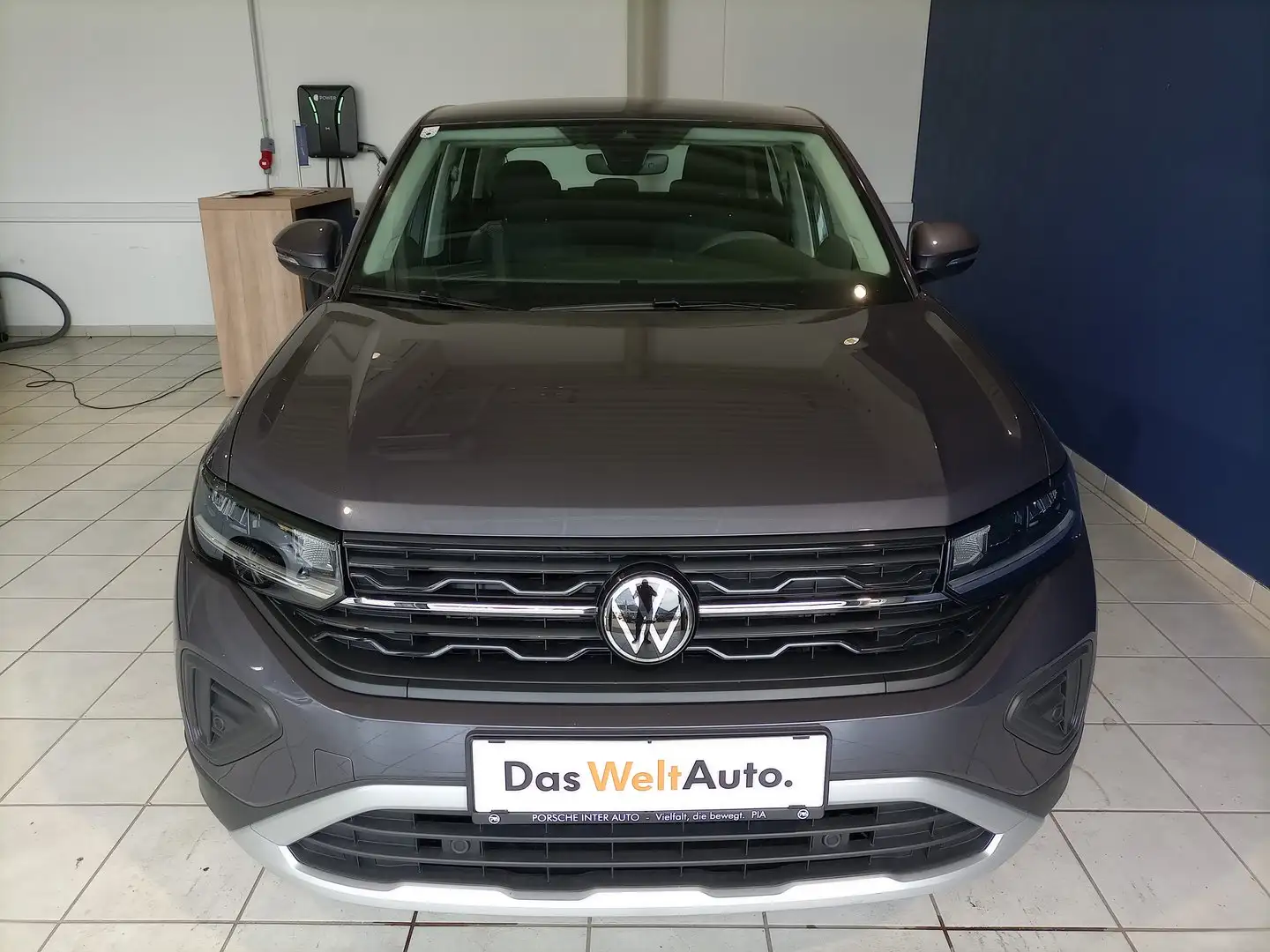 Volkswagen T-Cross 4Me TSI Grau - 2