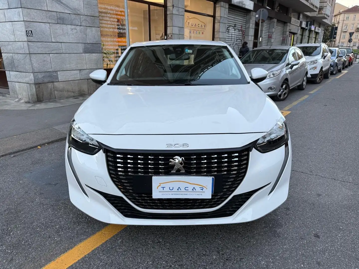 Peugeot 208 Active 1.2 PureTech 75 Wit - 2