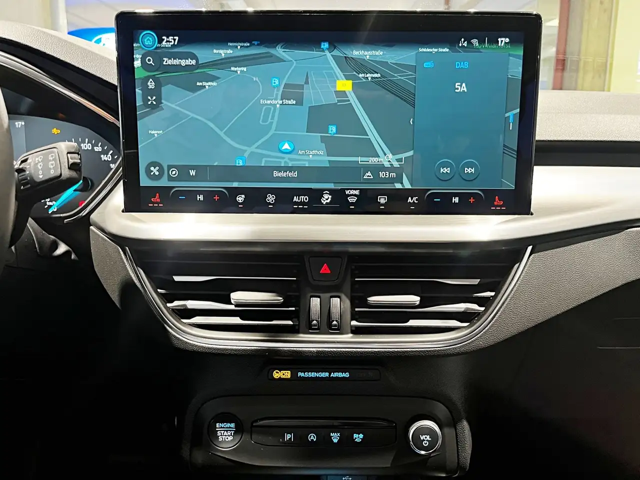 Ford Focus Turnier Titanium 13