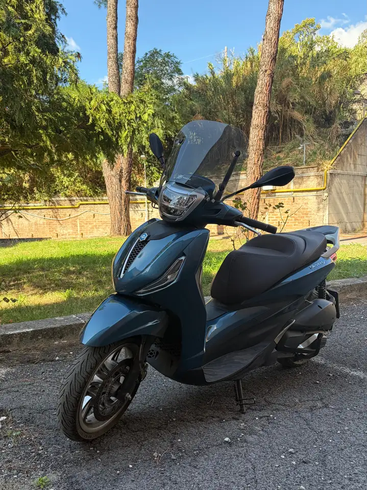 Piaggio Beverly 300