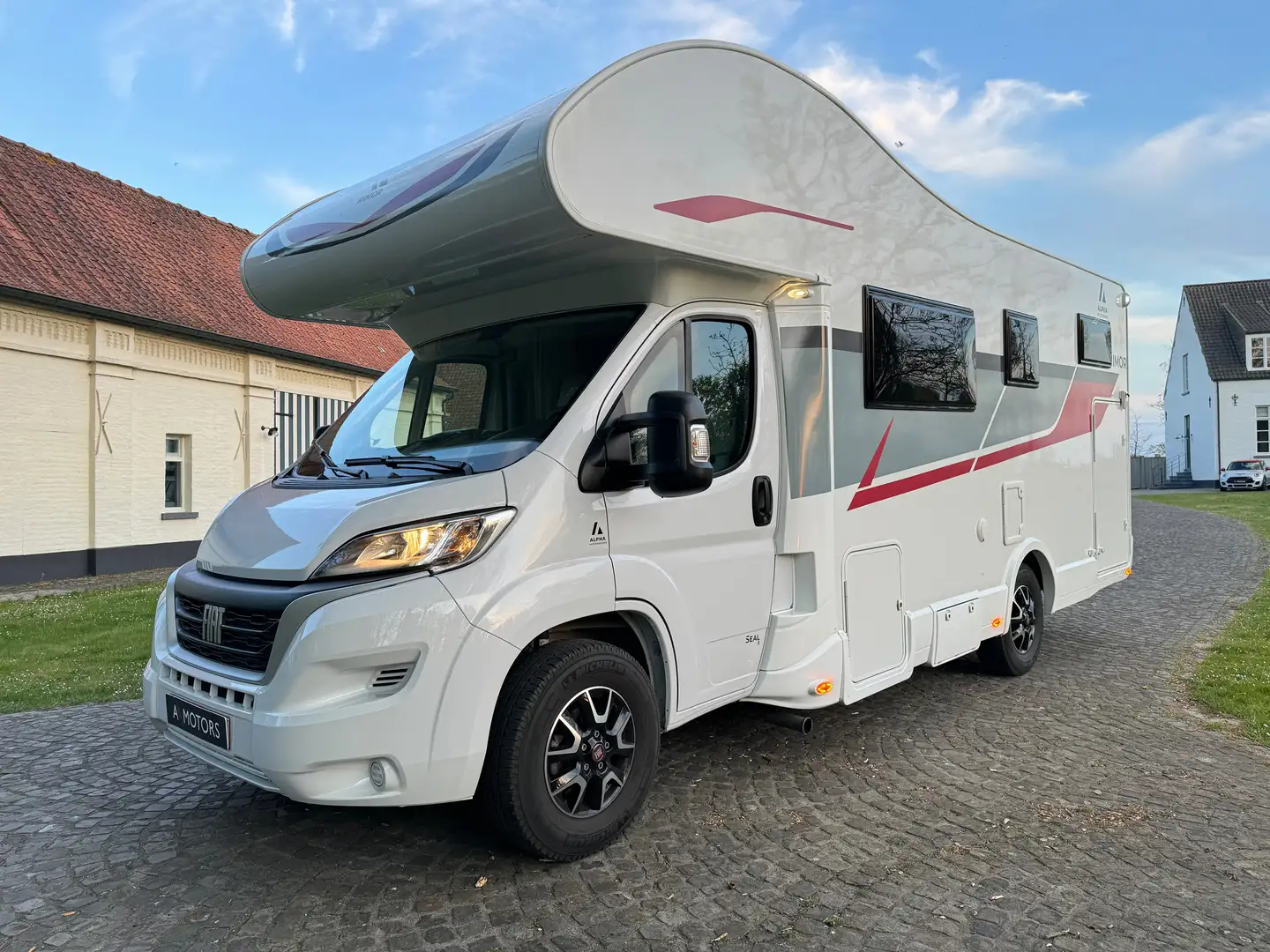 Rimor Seal 5 - Luano Camp 6 Slaapplaatsen - Fiat Ducato Blanc - 1