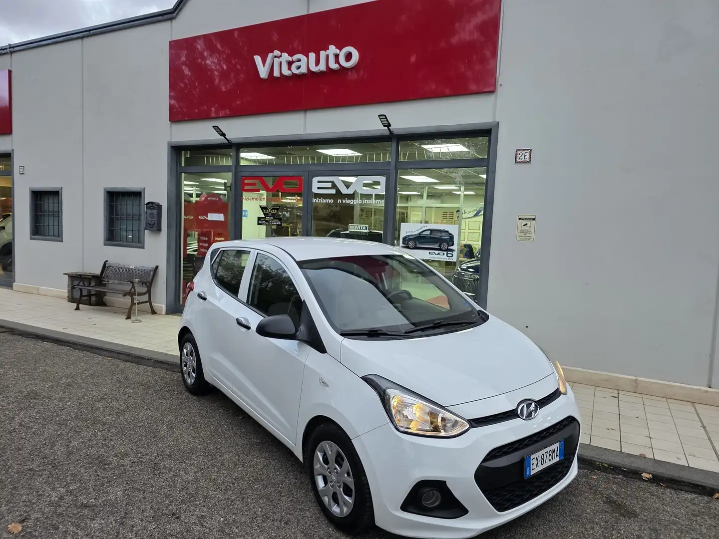 Hyundai i10 i10 II 2014 1.0 Style Weiß - 2