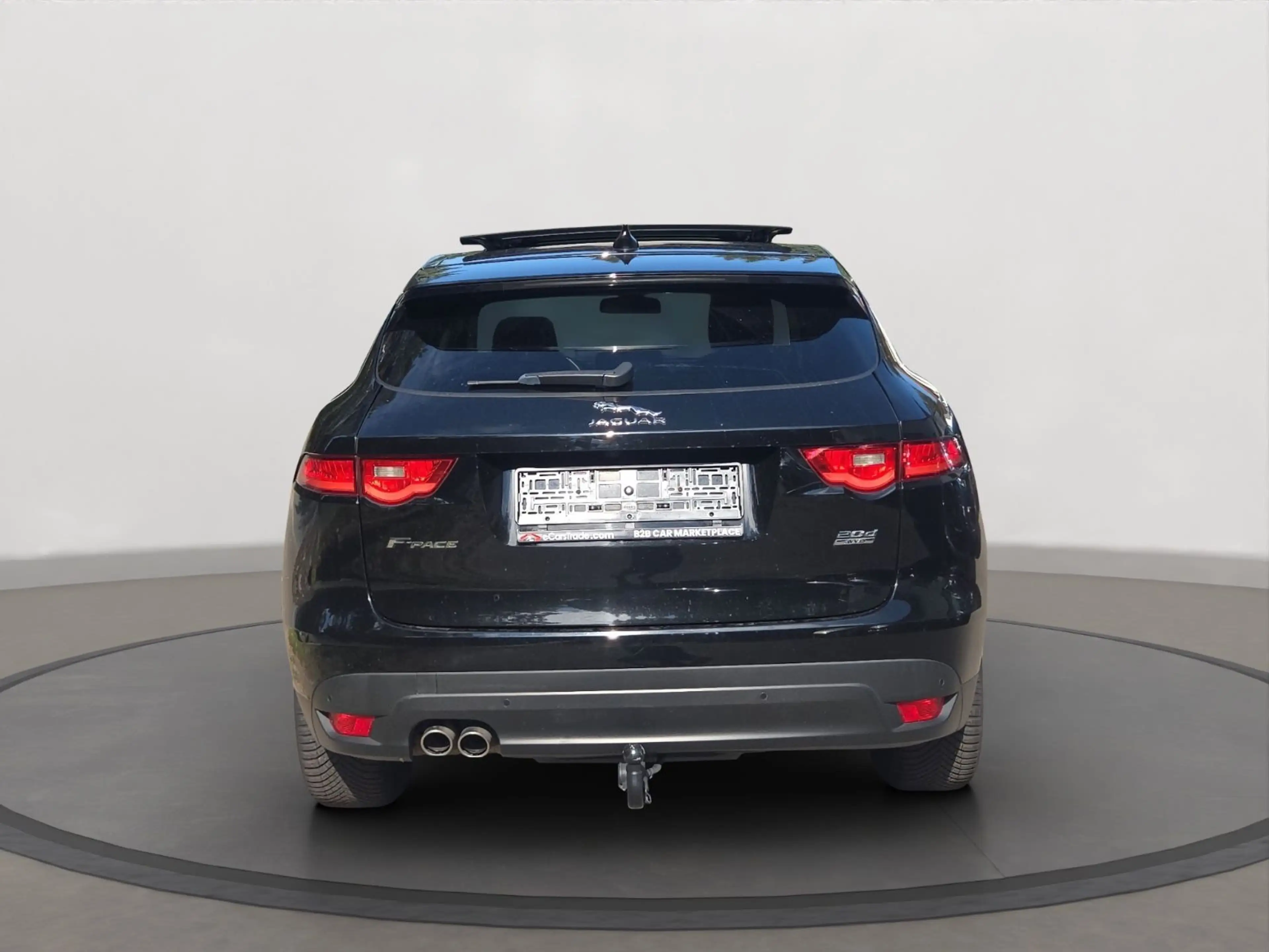 Jaguar F-Pace AWD Pano/Leder/LED/SHD/e-Sitze/AHK/Kamera — photo 5