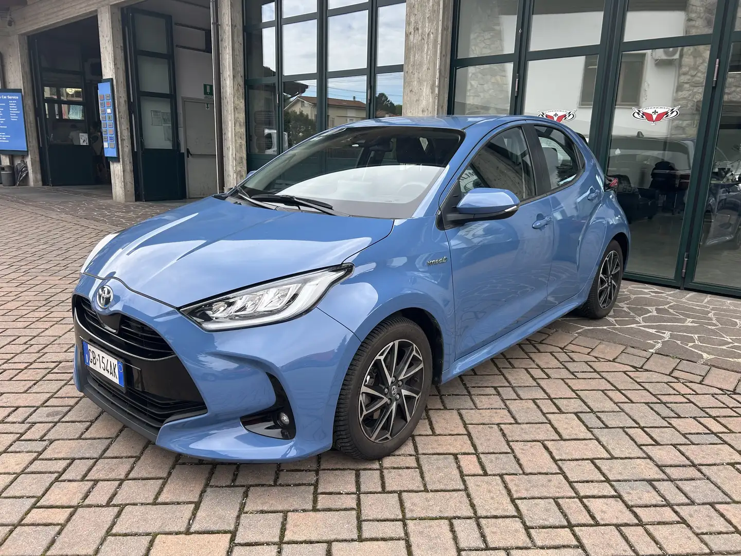 Toyota Yaris Yaris 1.5h Trend ***HYBRID PER NEOPATENTATI*** Blu/Azzurro - 1