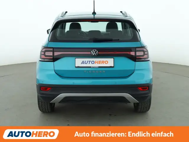 Volkswagen T-Cross view 5