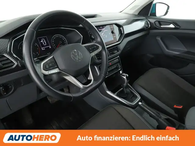 Volkswagen T-Cross view 11