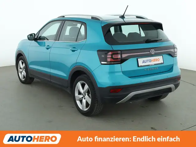 Volkswagen T-Cross view 4