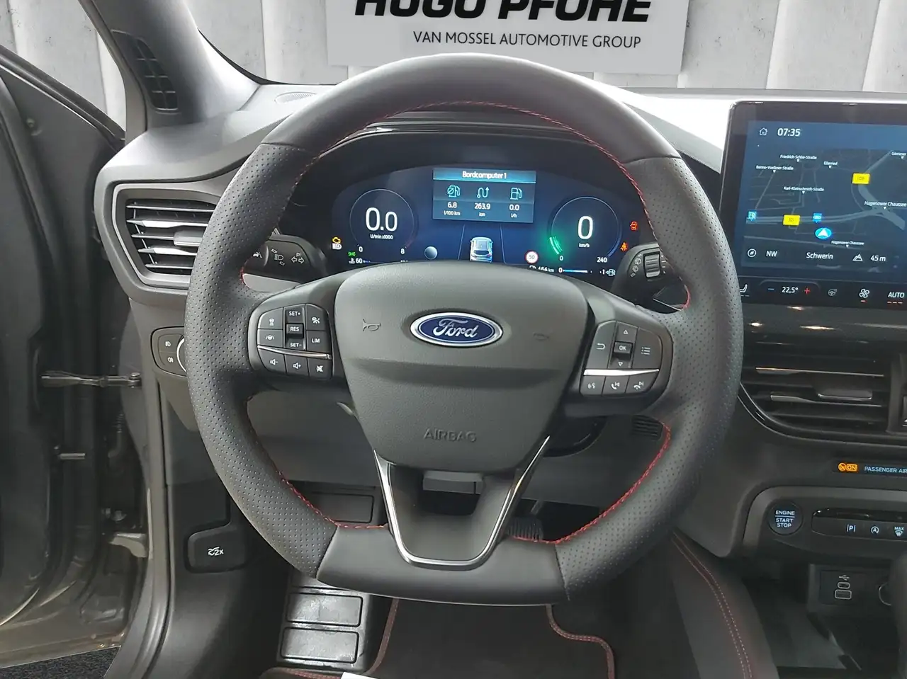 Ford Focus ST-Line X Turnier Aut.*AHK*ACC*HUD*KAM*NAVI*WINTER, миниатюра 13