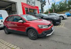 Volkswagen Polo Cross 1.2 Essence – 2015 142 000 km Très bon état
