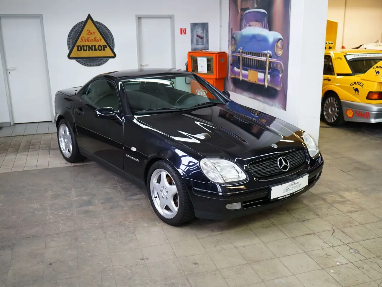 Mercedes-Benz SLK 230