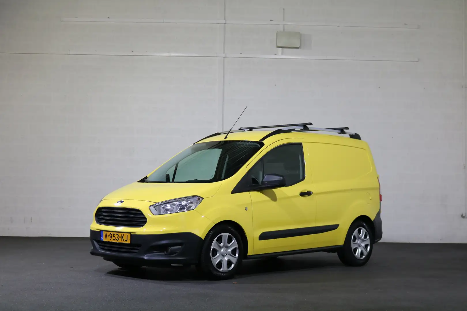 Ford Transit Courier 1.5 TDCI 75pk Euro 6 Trend Airco Trekhaak Inrichti Geel - 1
