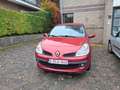 Renault Clio Clio 1.6i 16v Privilège Rouge - thumbnail 2