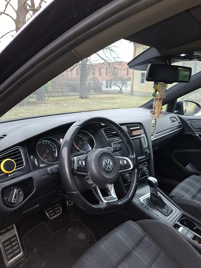 Volkswagen Golf GTE - 2