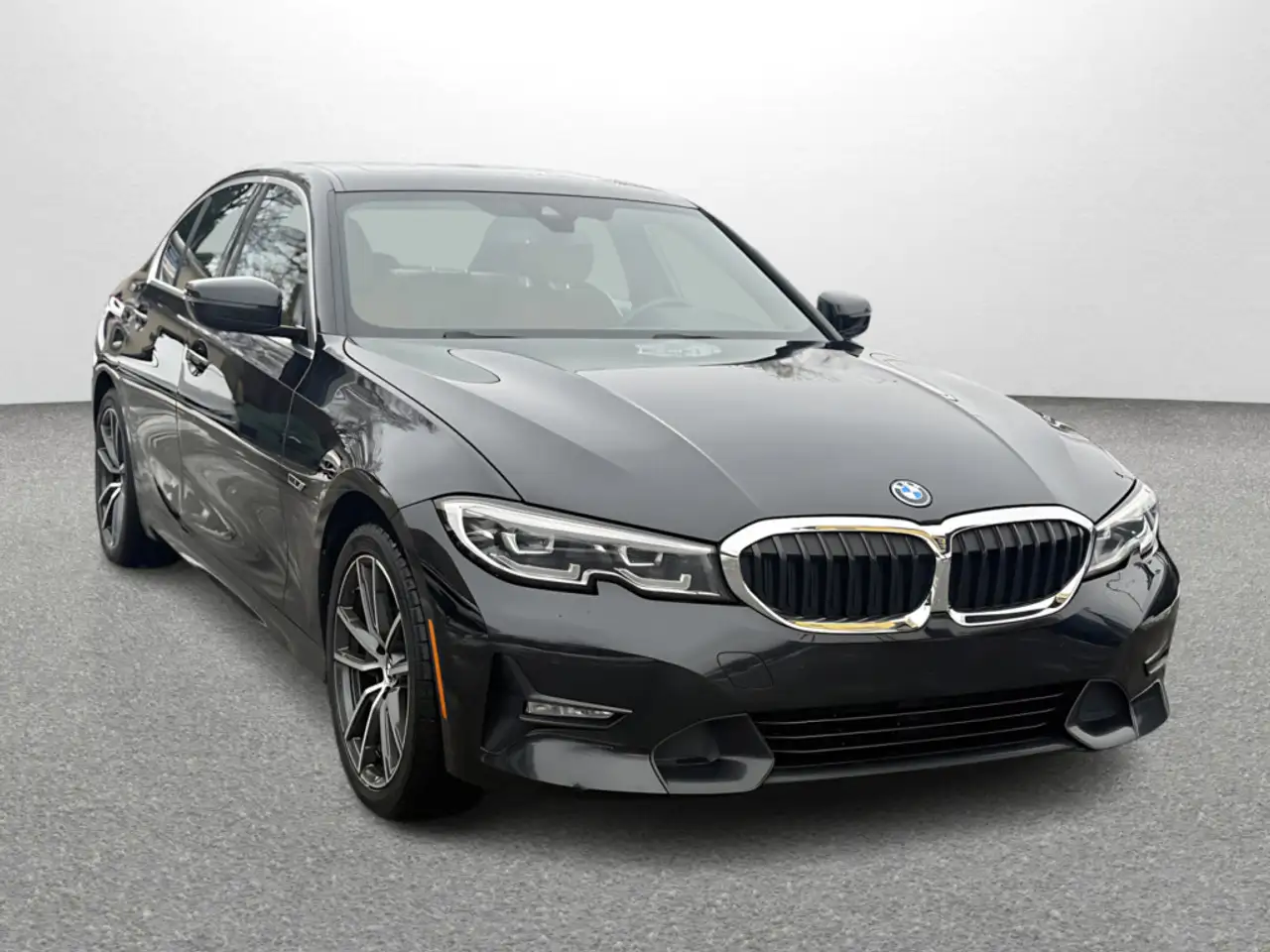 BMW 3 Series снимка BMW 3 Series