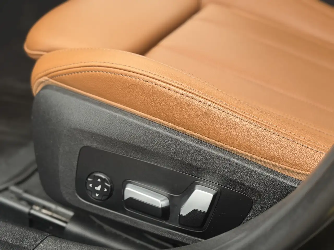 BMW 3 Series снимка BMW 3 Series