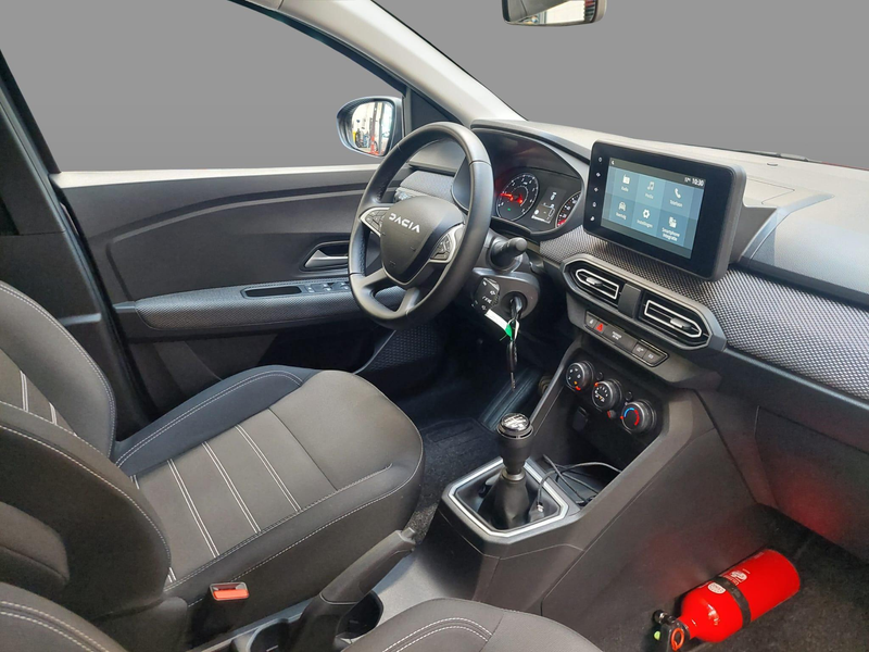 Dacia Sandero TCe 90 Expression + City Pack — photo 9