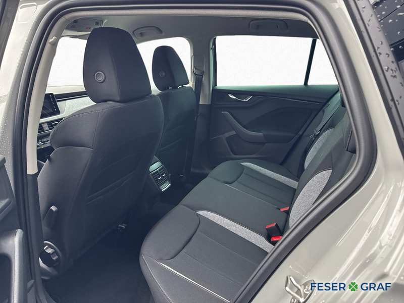 Skoda Scala Tour 1,5 TSI 150 PS /AHK/NAVI/KOMFORT PLUS — photo 11