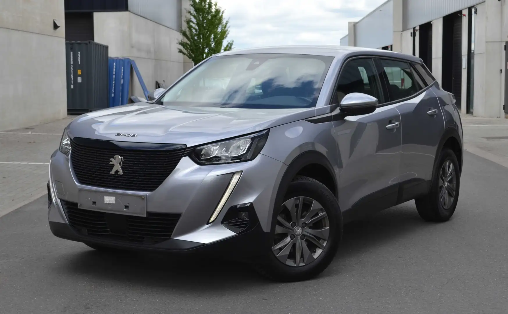 Peugeot 2008 1.2 Active EAT8 Navi/Led/ *2021*TVA Gris - 1