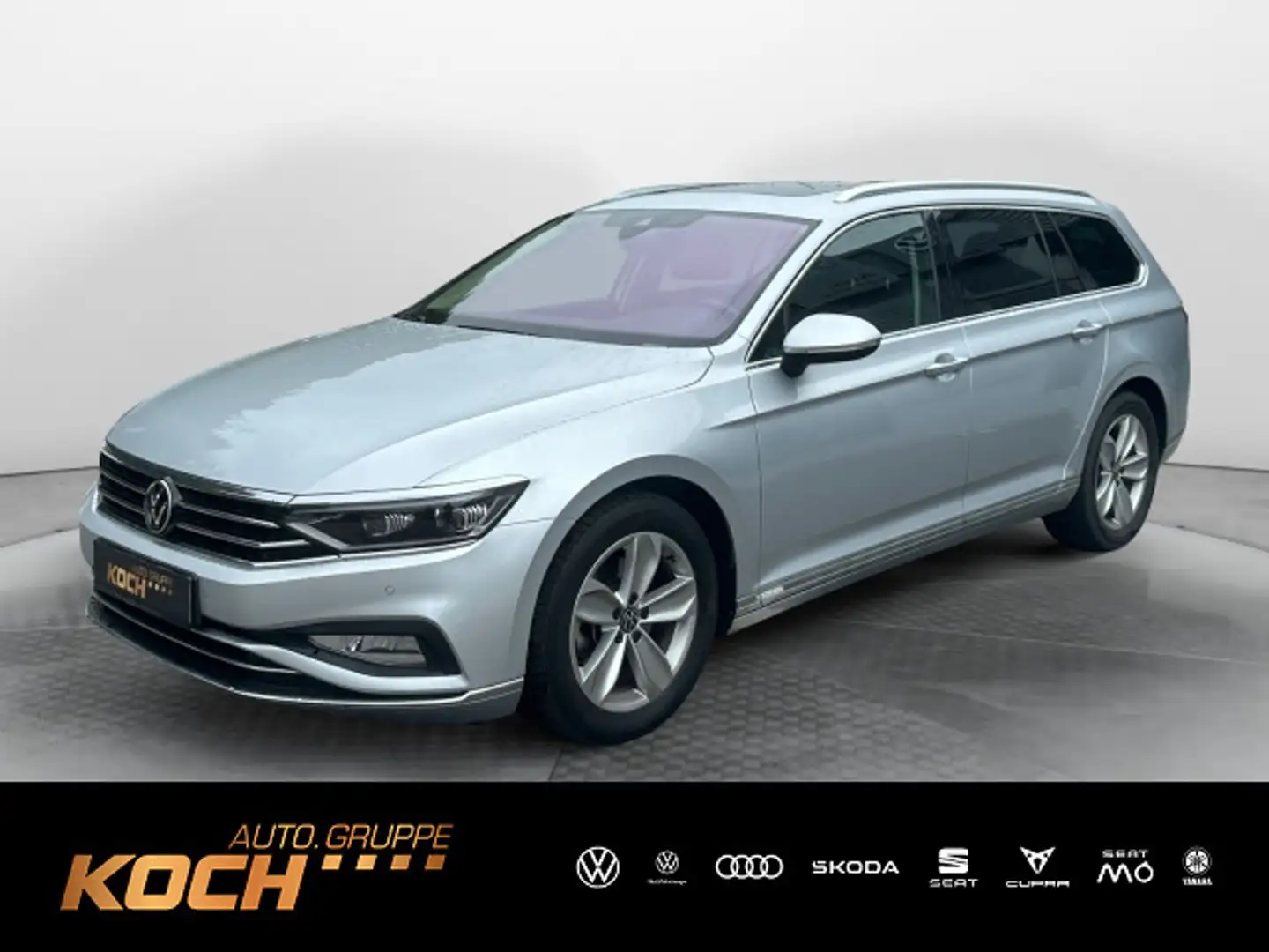 Volkswagen Passat Variant 1.5TSI Elegance LEDER DSG PANO LE Silber - 1