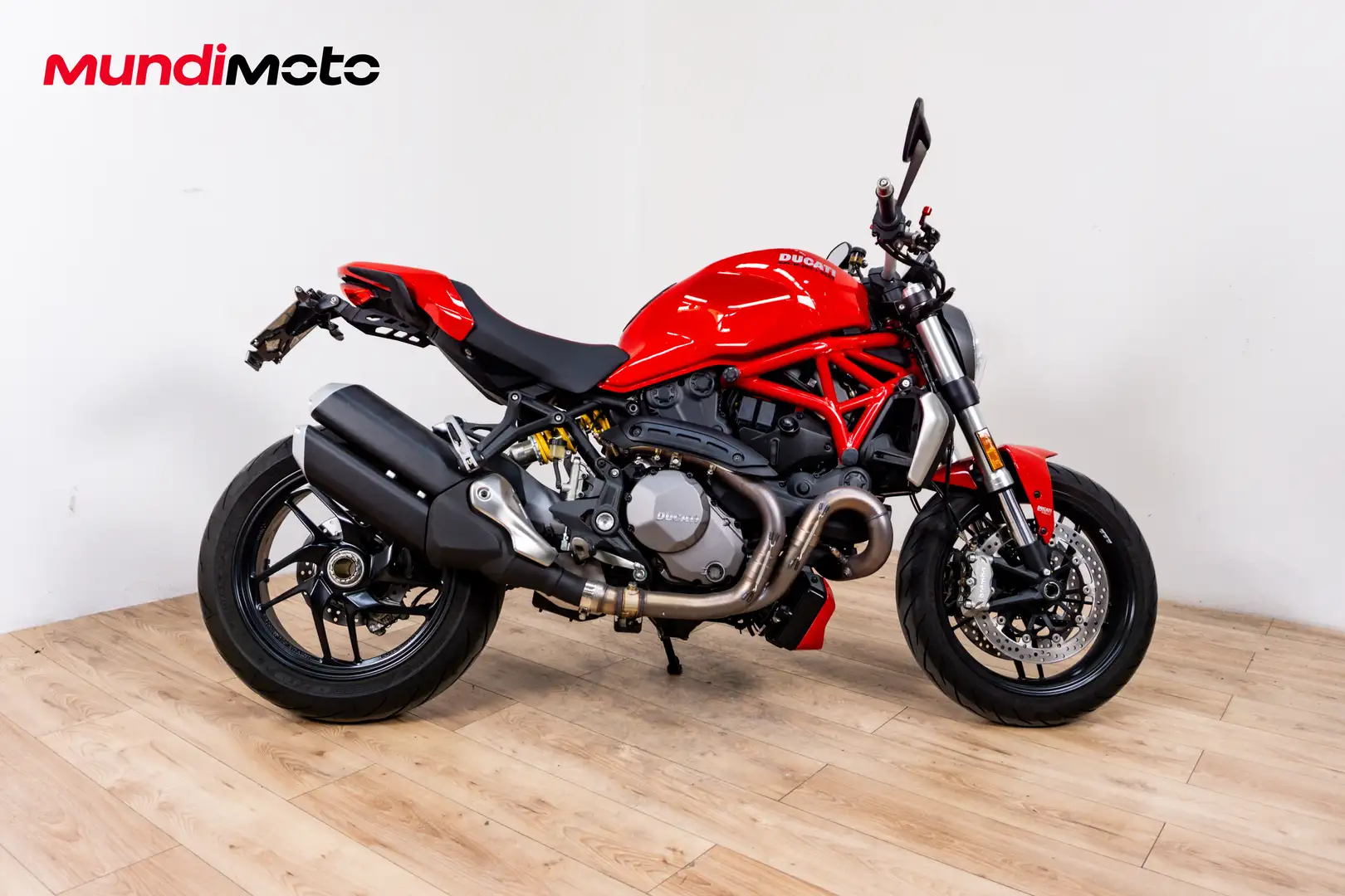 Ducati Monster 1200 - 1