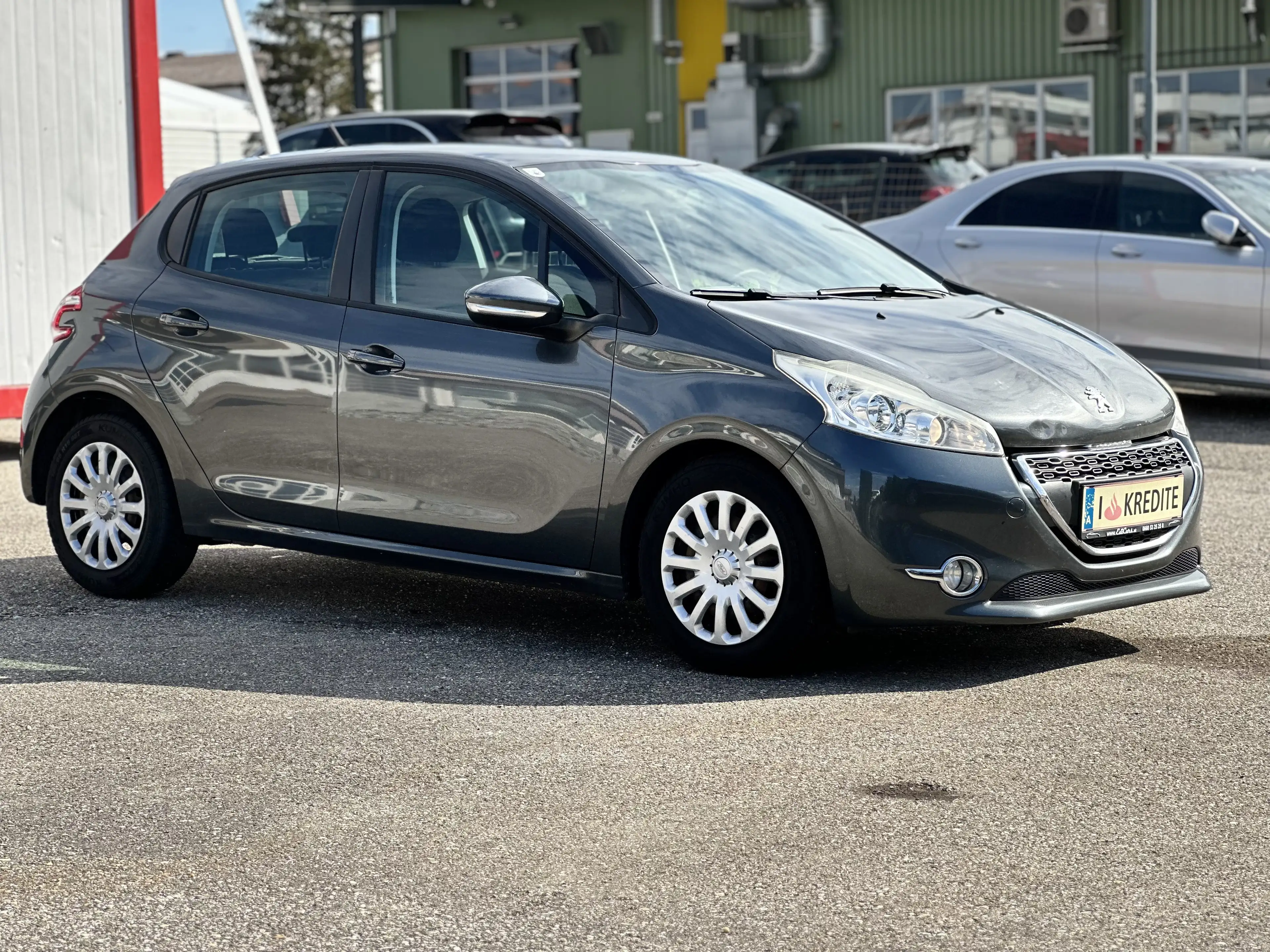 Peugeot 208 Active — photo 4