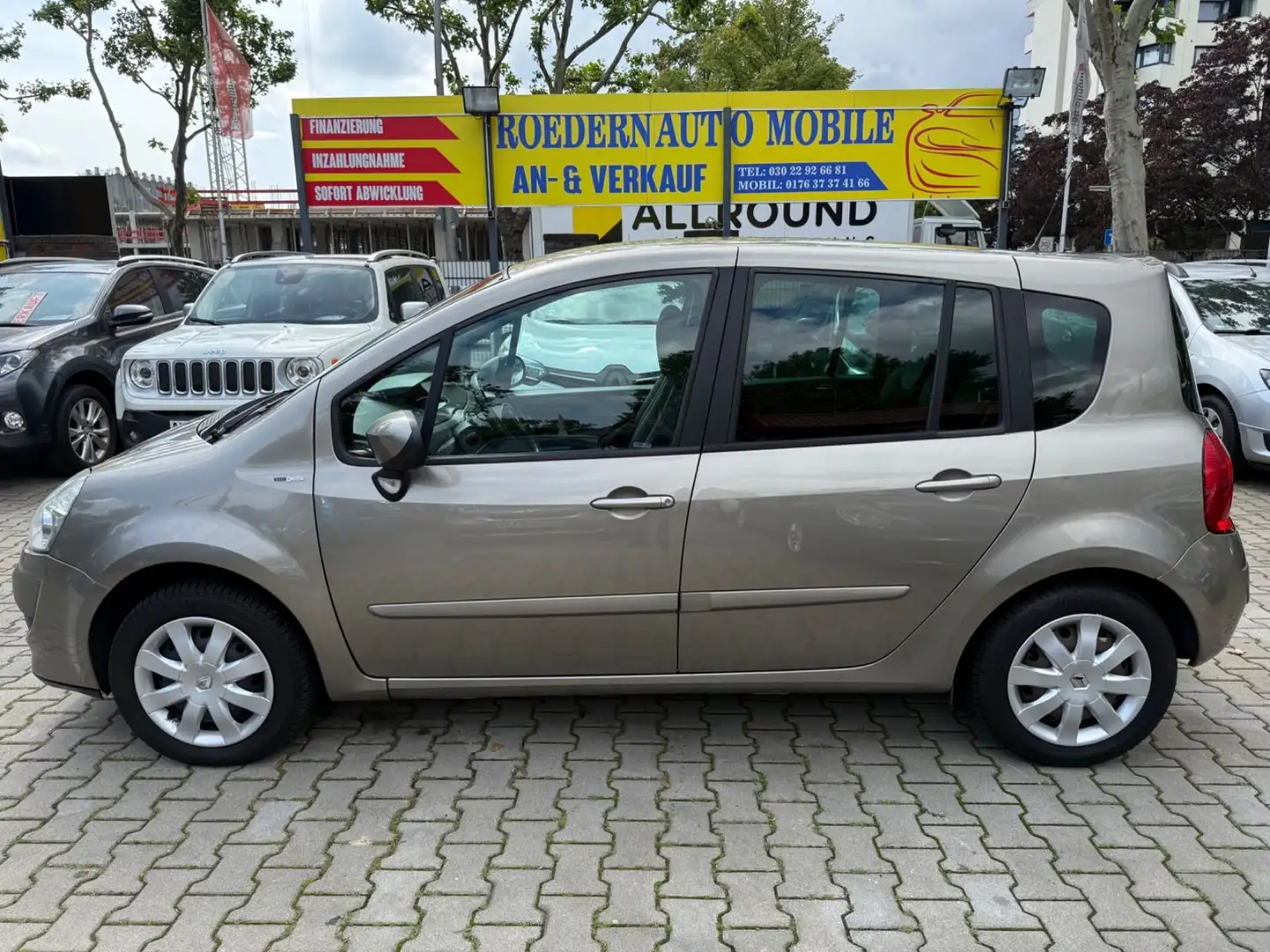 Renault Grand Modus Night & Day 1.6 110 AUTOMATIK 1.HAND Brun - 2