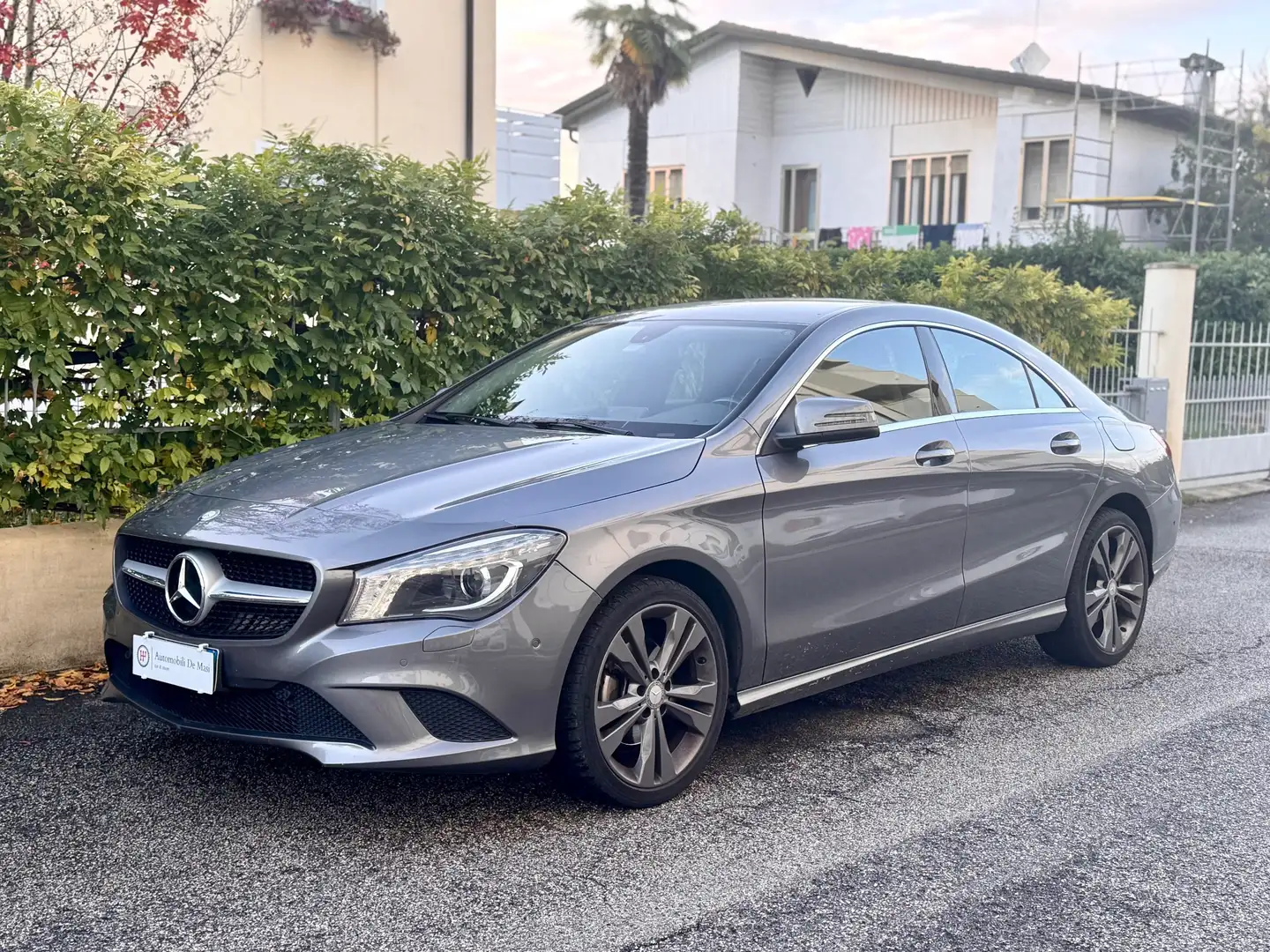 Mercedes-Benz CLA 200 cdi Sport auto Grau - 1