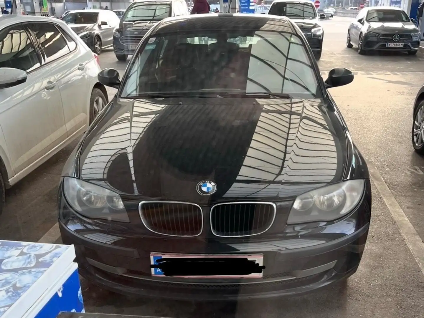 BMW 116 116i Advantage Advantage Schwarz - 2