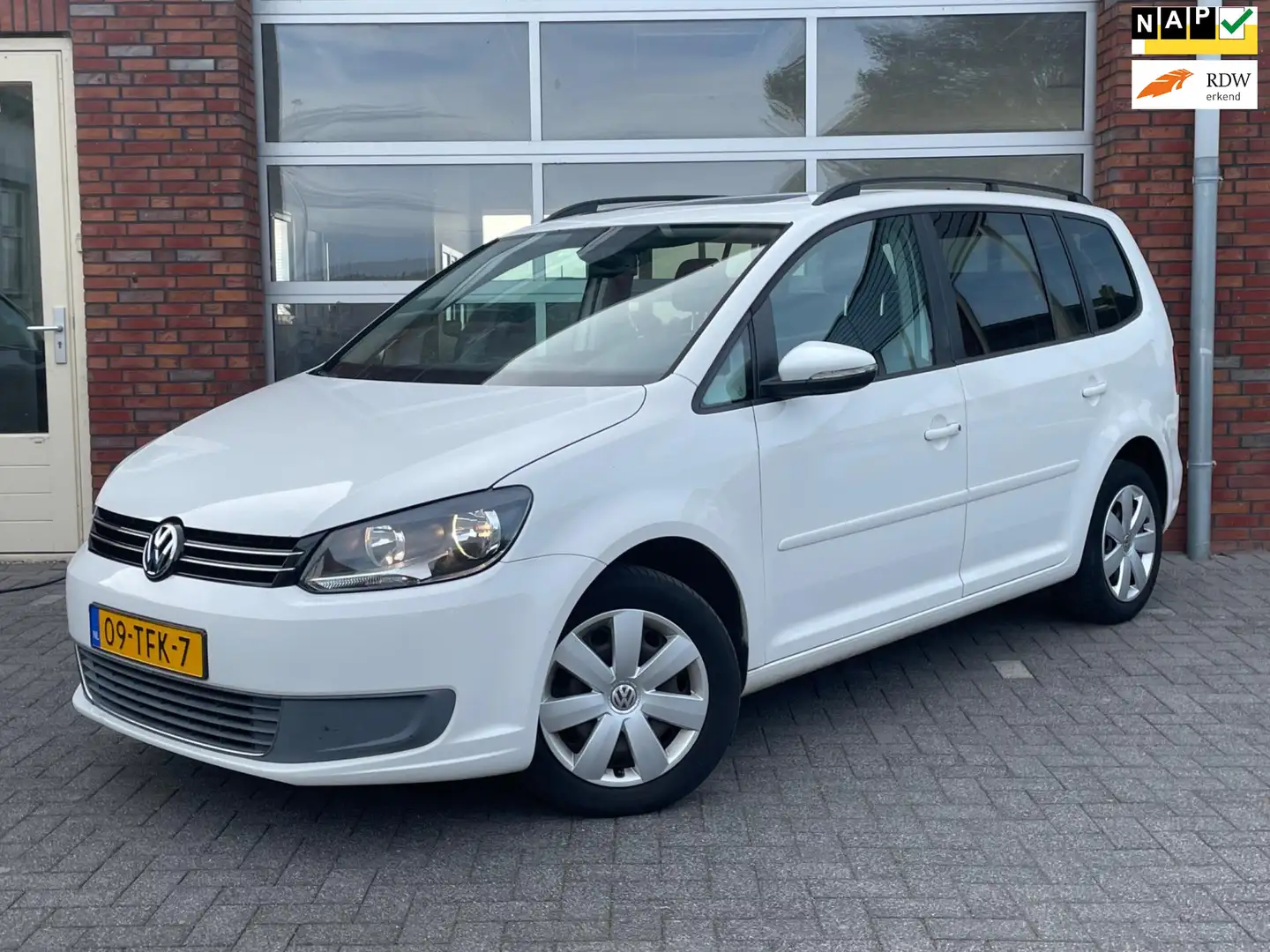 Volkswagen Touran 1.2 TSI Comfortline BlueMotion 7p. | Exportprijs | Weiß - 1
