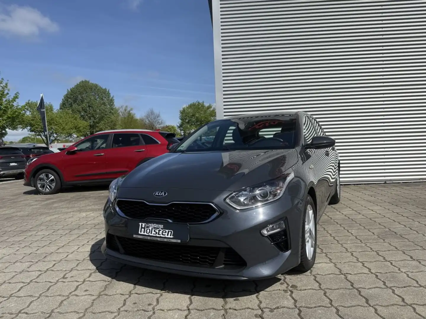Kia Ceed / cee'd 1.6 CRDi Eco-Dynamics+ (48V Mild-Hybrid) Vision Grijs - 1