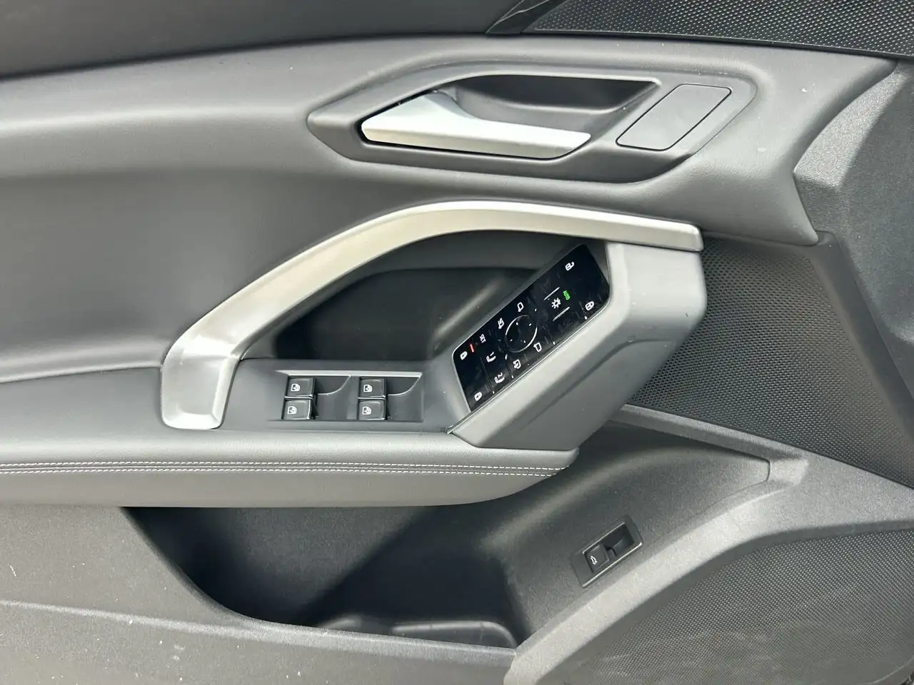 Audi Q5 снимка Audi Q5
