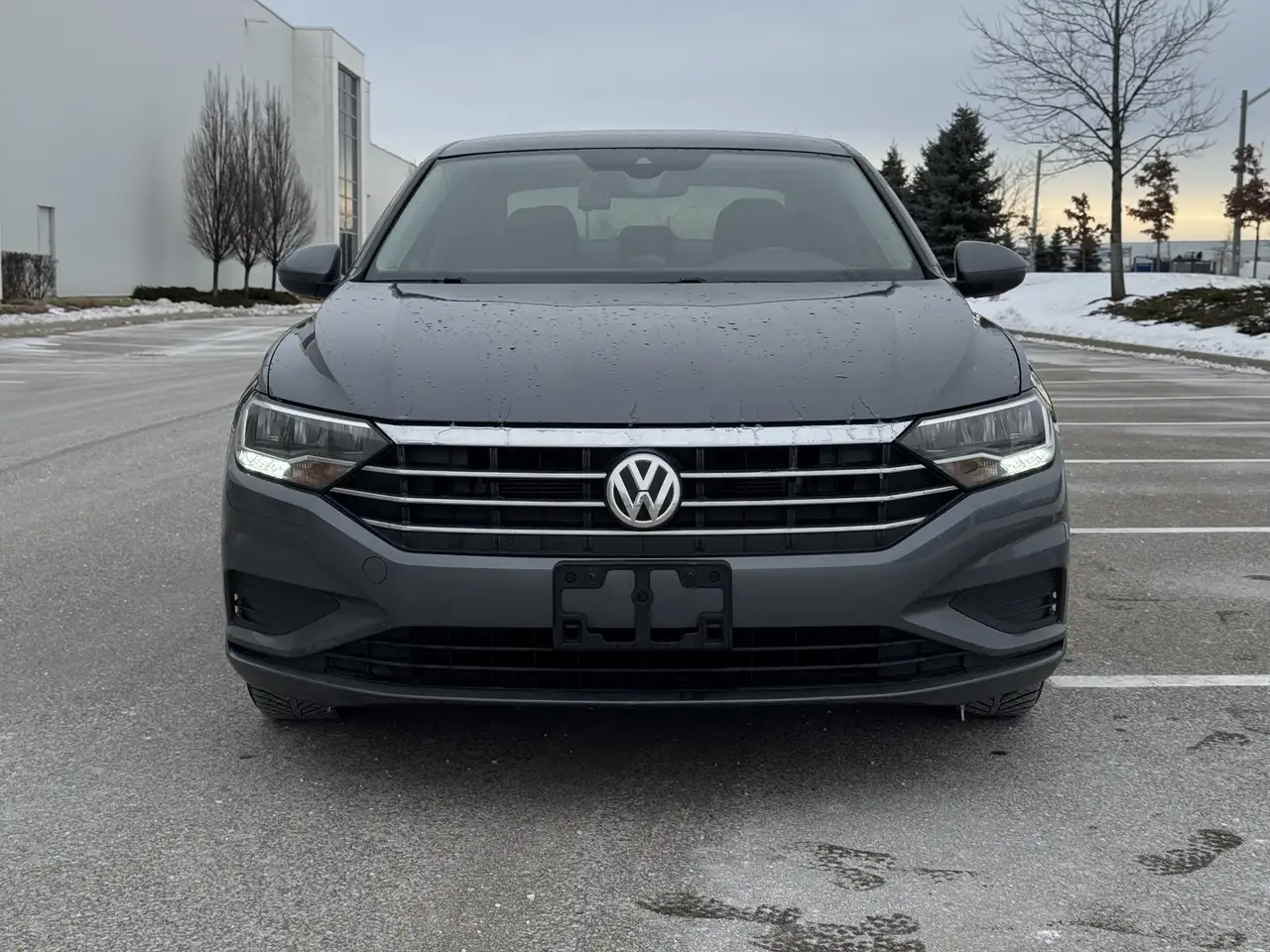 Volkswagen Jetta снимка Volkswagen Jetta