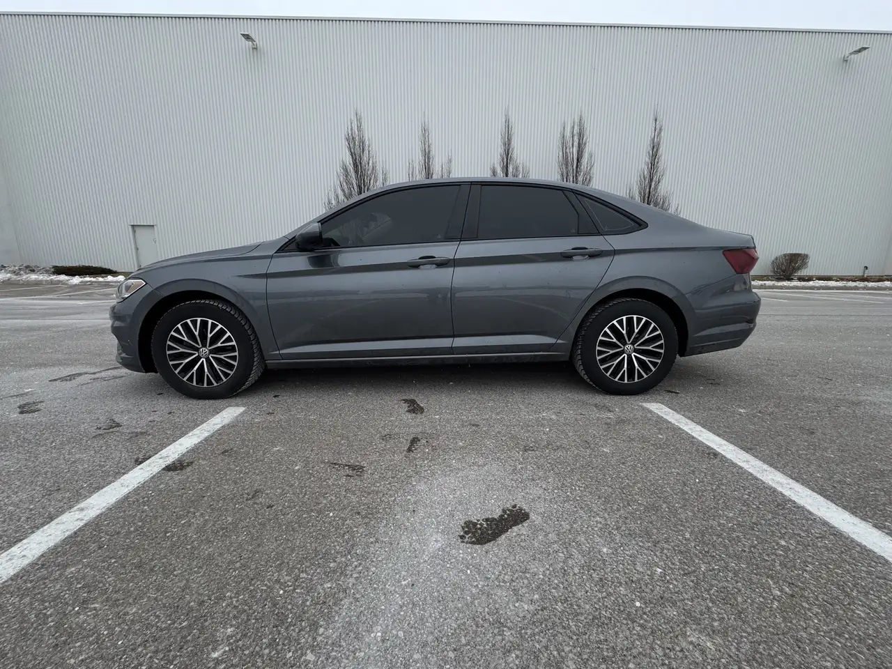 Volkswagen Jetta снимка Volkswagen Jetta