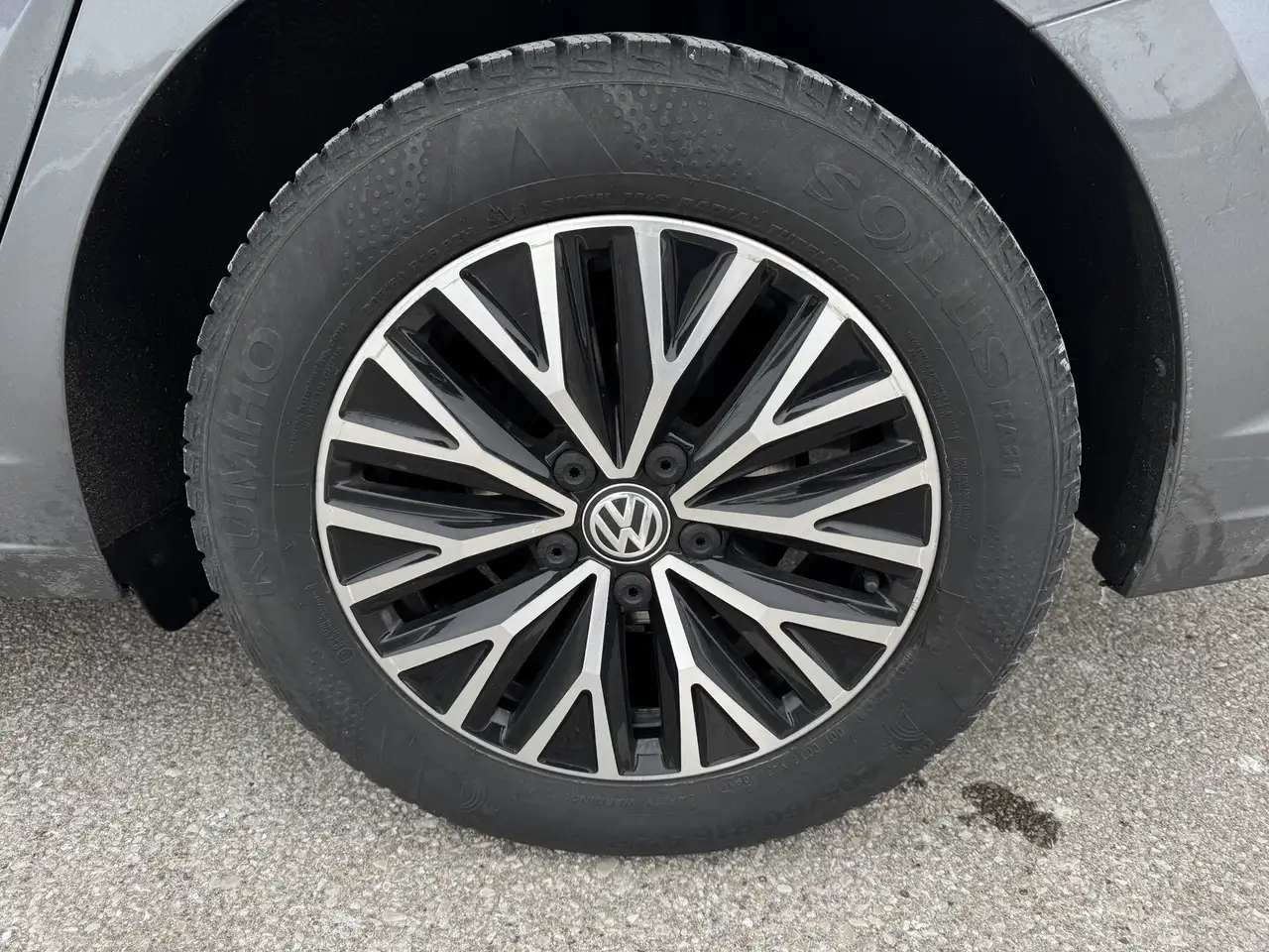 Volkswagen Jetta снимка Volkswagen Jetta