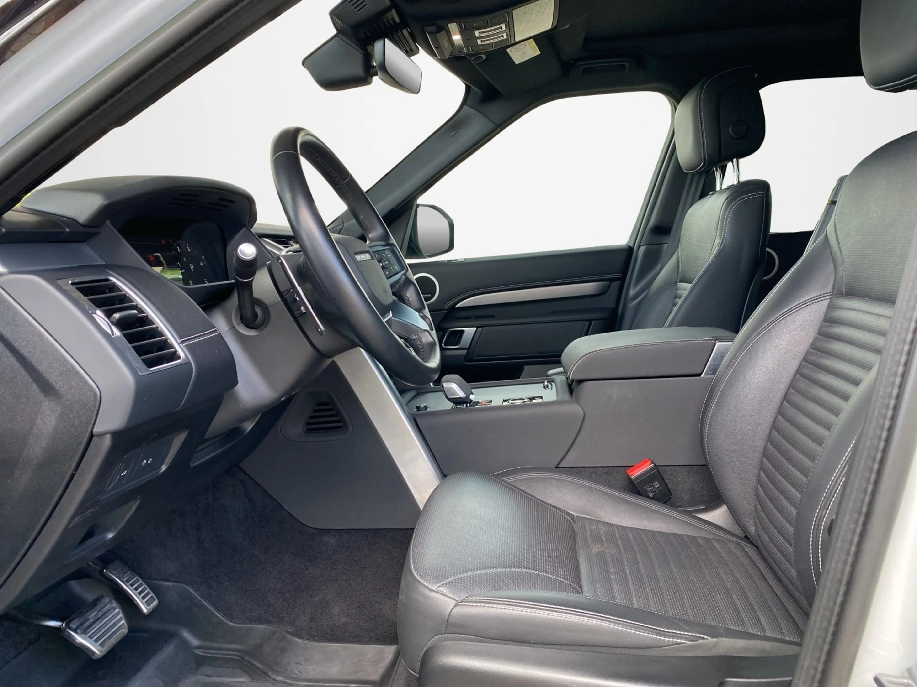 Land Rover Discovery 5  R-Dynamic SE D250 ACC+AHK+LED+Luft — photo 7