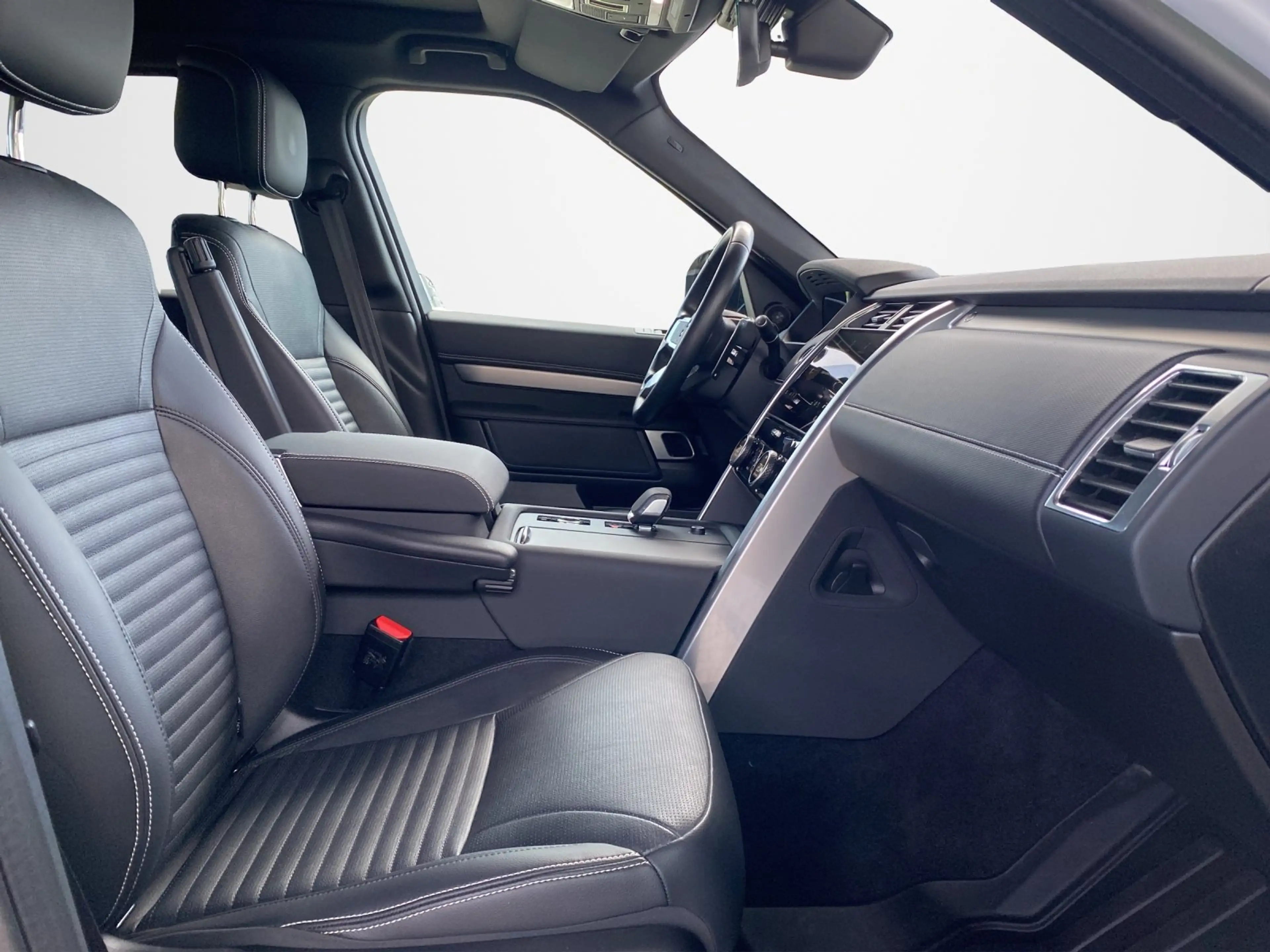 Land Rover Discovery 5  R-Dynamic SE D250 ACC+AHK+LED+Luft — photo 12