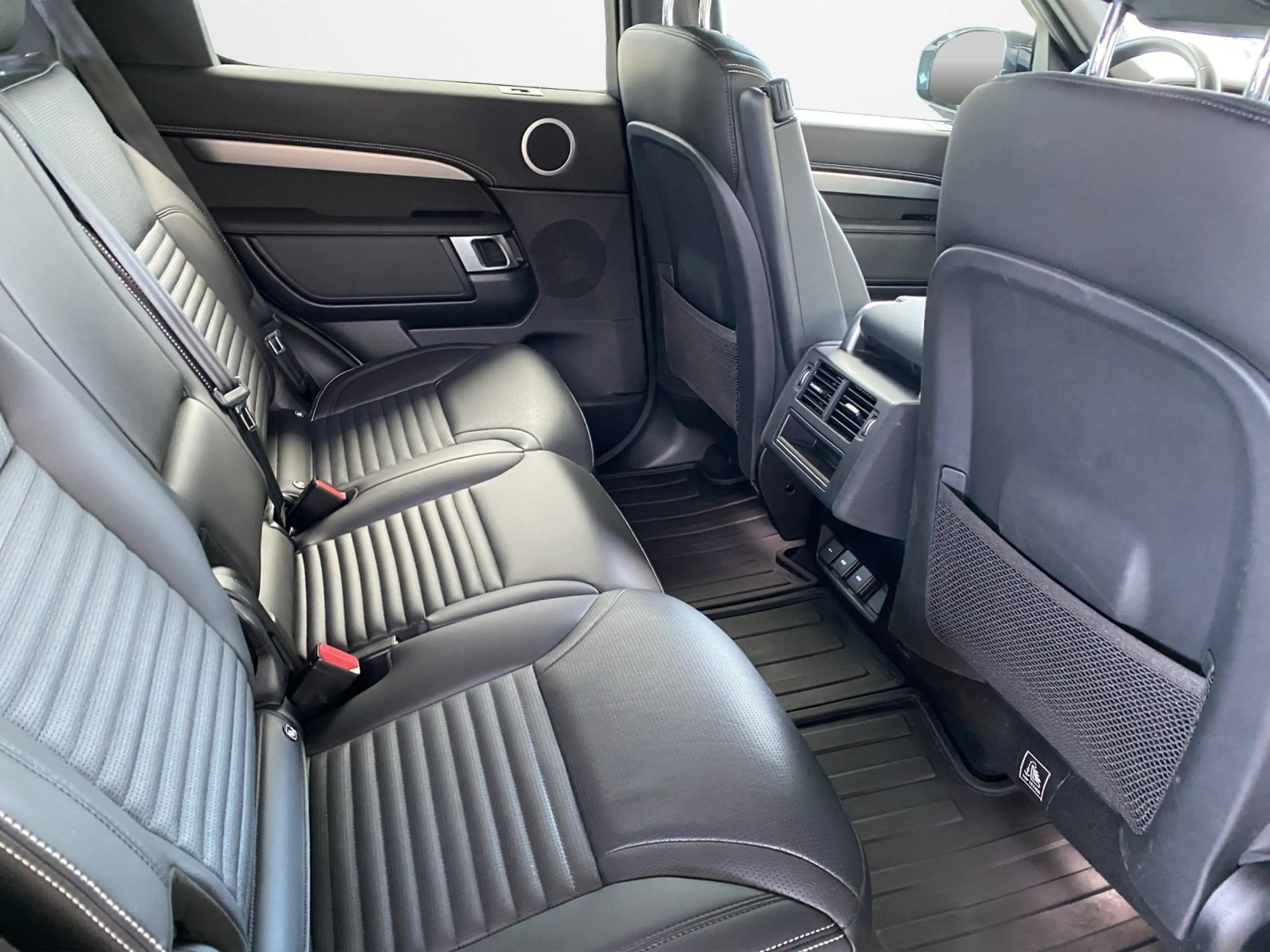 Land Rover Discovery 5  R-Dynamic SE D250 ACC+AHK+LED+Luft — photo 13