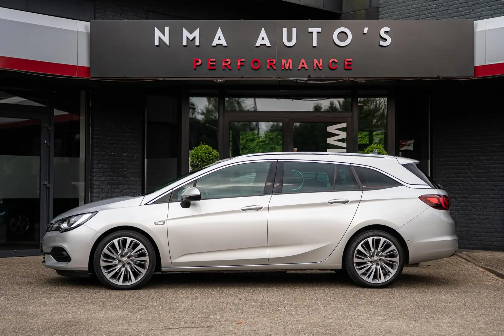 Opel Astra Sports Tourer 1.4 Business Elegance | Virtual | DO - 2