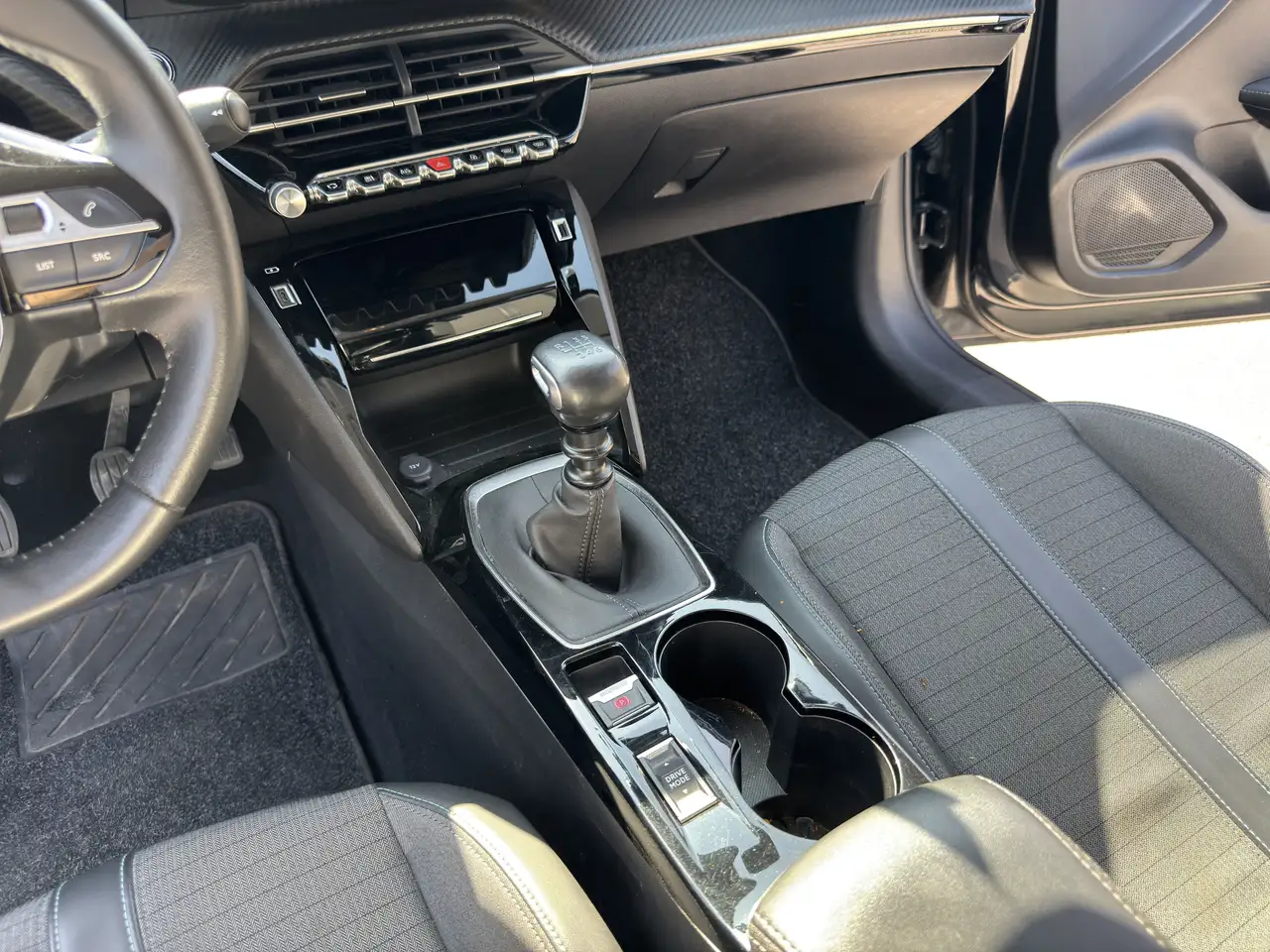 Peugeot 208 208 II 2019 1.2 puretech Allure Pack s 11
